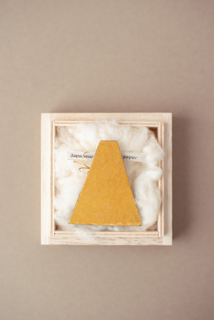 漆ブローチ【富士山_Yellow】